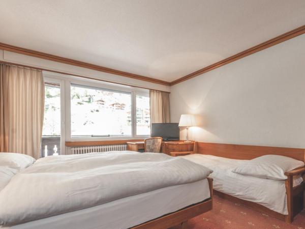Antares Hotel : photo 5 de la chambre chambre triple supérieure avec vue sur mont cervin