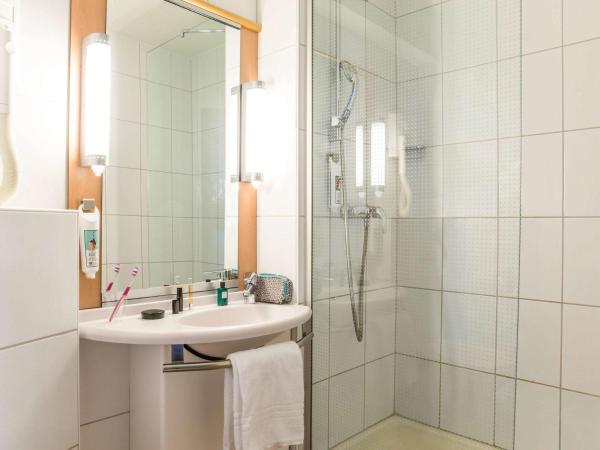 Ibis Sion : photo 6 de la chambre chambre double standard