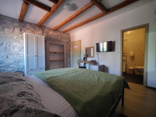 Castello Gulich : photo 9 de la chambre chambre double avec salle de bains privative