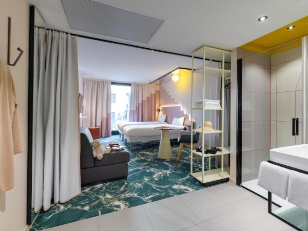ibis Styles Zurich City Center : photo 5 de la chambre chambre standard avec 2 lits jumeaux et 1 canapé-lit