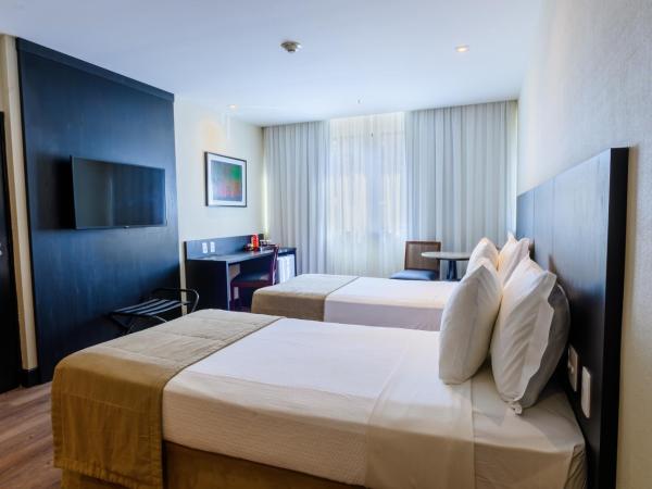 Windsor Leme Hotel : photo 6 de la chambre chambre lits jumeaux standard