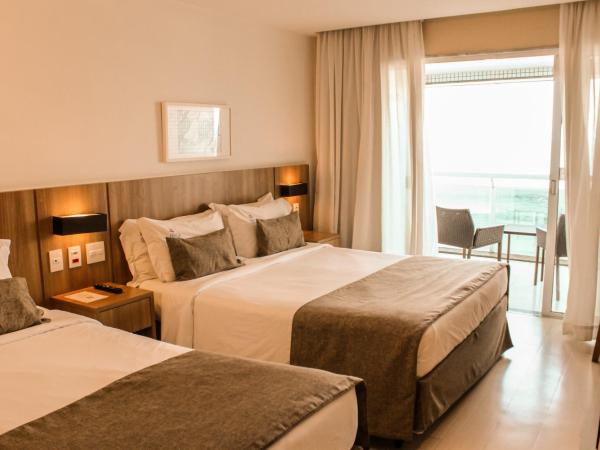 Riale Brisa Barra : photo 2 de la chambre luxury triple room with front ocean view and balcony