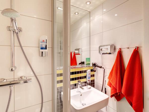 MEININGER Hotel Frankfurt Main / Airport : photo 4 de la chambre chambre lits jumeaux