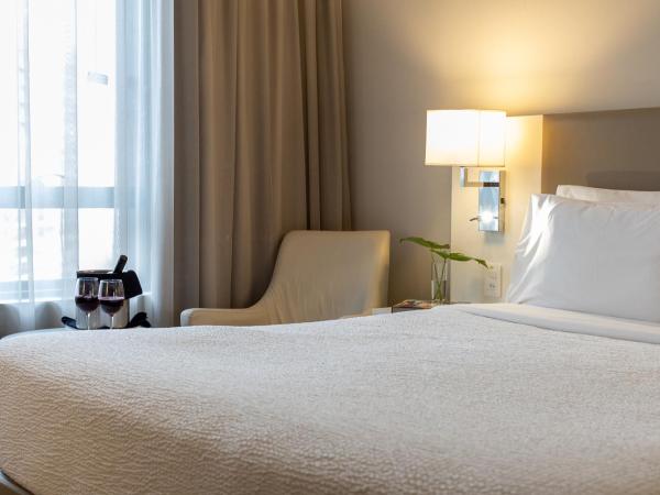 Radisson Rio de Janeiro Barra : photo 6 de la chambre chambre lit king-size supérieure
