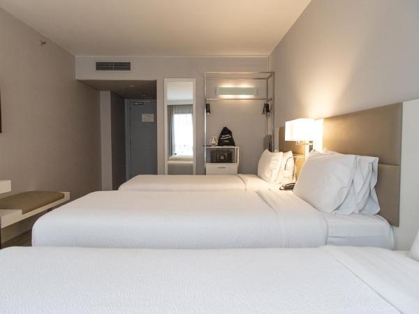 Radisson Rio de Janeiro Barra : photo 4 de la chambre chambre triple supérieure avec 3 lits simples