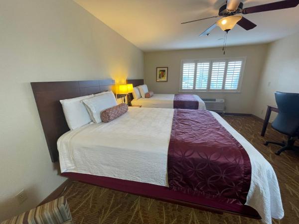 Governors Inn Hotel Sacramento : photo 4 de la chambre chambre avec 2 grands lits queen-size 