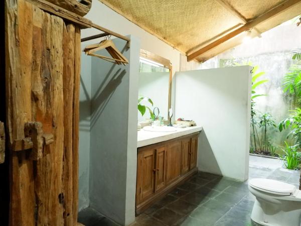 D'omah Yogya Hotel : photo 4 de la chambre villa 3 chambres avec piscine privée