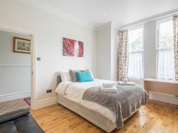 Tulse Hill Luxury Cosy Rooms : photo 1 de la chambre chambre double avec salle de bains commune