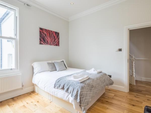 Tulse Hill Luxury Cosy Rooms : photo 8 de la chambre chambre double avec salle de bains commune