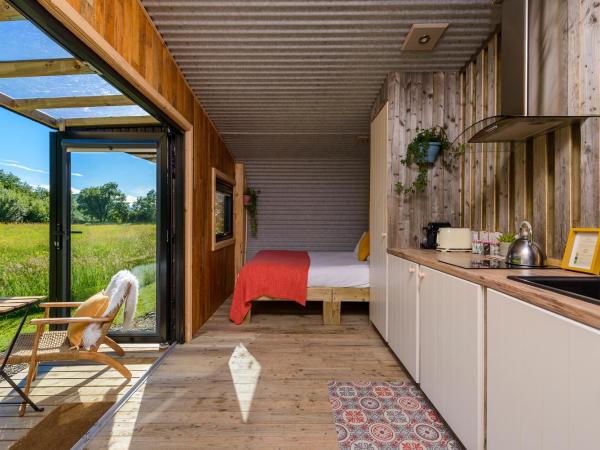 Killarney Glamping at the Grove, Suites and Lodges : photo 9 de la chambre cabane