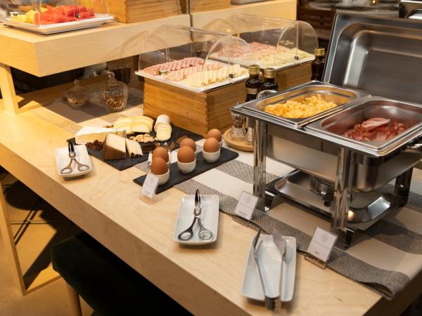 Charm Palace Porto : photo 2 de la chambre suite junior - vue sur jardin