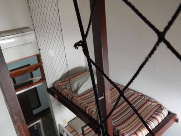 Laranjeiras Hostel : photo 3 de la chambre lit dans dortoir pour femmes de 6 lits avec climatisation