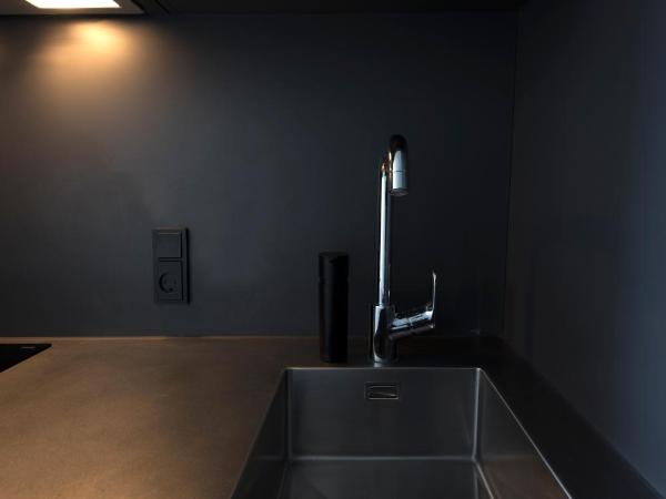 CPH Studio Hotel : photo 4 de la chambre petite chambre double avec kitchenette