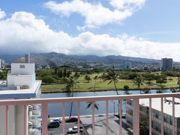 Ilima Hotel : photo 8 de la chambre studio supérieur avec cuisine
