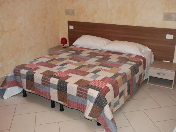 Affittacamere Matteo : photo 1 de la chambre chambre double ou lits jumeaux