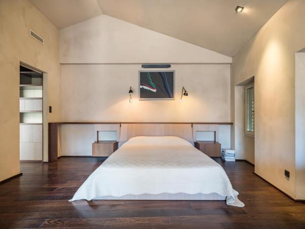 La Loge de mer, Lodge urbain : photo 2 de la chambre suite avec bain à remous (Été uniquement)