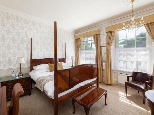 Royal Hotel : photo 3 de la chambre chambre avec lit à baldaquin