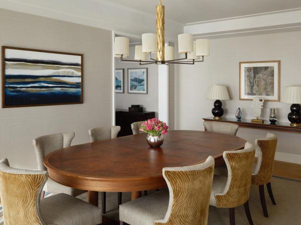 Four Seasons Hotel London at Ten Trinity Square : photo 1 de la chambre two bedroom city view hotel residence