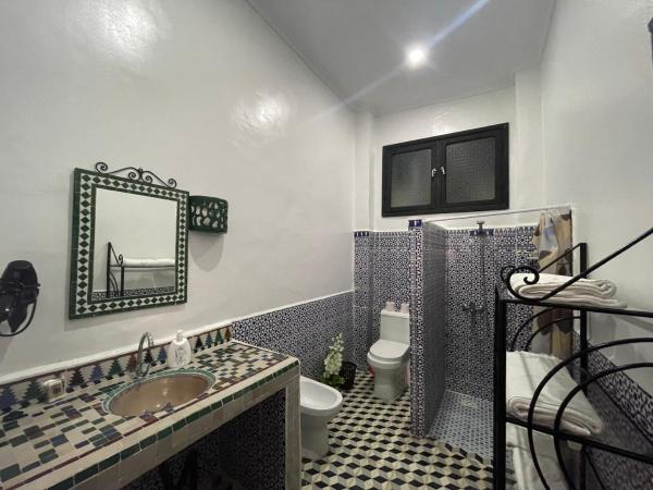 Riad Tingis : photo 6 de la chambre chambre familiale