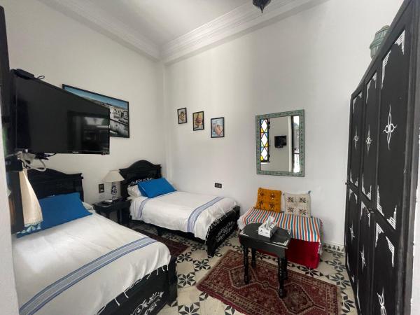 Riad Tingis : photo 1 de la chambre chambre lits jumeaux