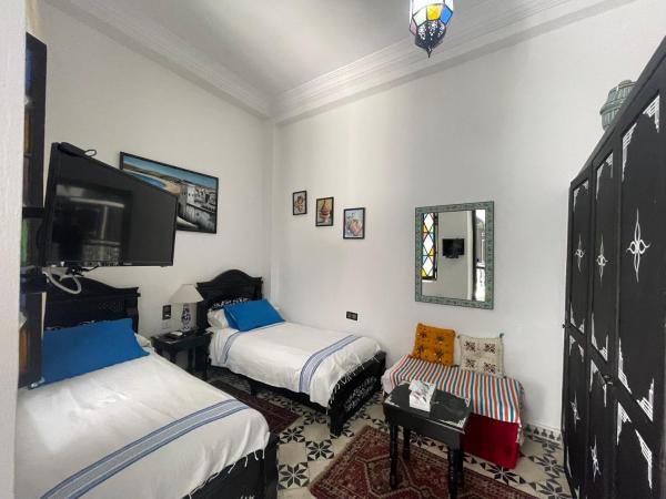 Riad Tingis : photo 3 de la chambre chambre lits jumeaux
