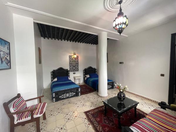 Riad Tingis : photo 3 de la chambre chambre familiale