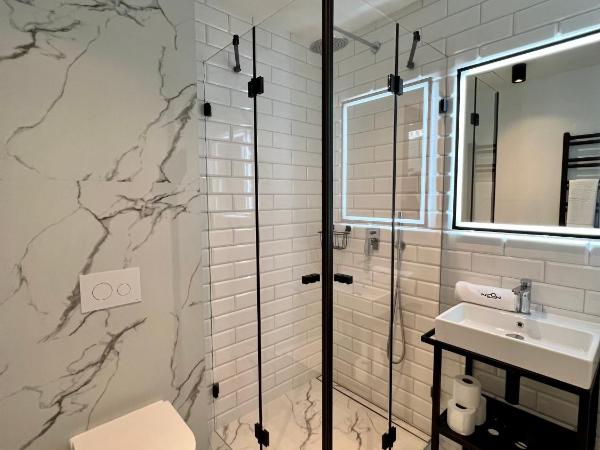 NEON APARTMENTS : photo 4 de la chambre appartement deluxe