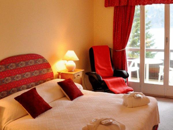 Seehotel Bären : photo 1 de la chambre chambre double avec salle de bains privative et balcon - vue sur lac