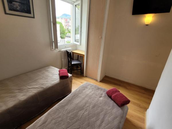 Hôtel Marquette : photo 10 de la chambre chambre lits jumeaux