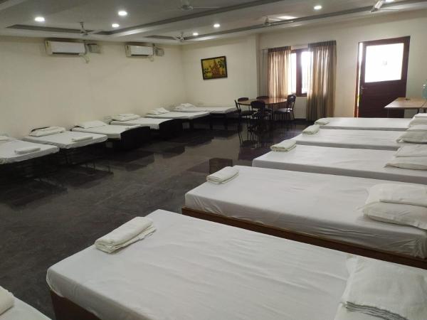 BAY INN : photo 2 de la chambre dortoir mixte