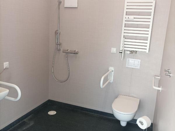 Lofty Kampus Garnizon : photo 6 de la chambre chambre simple - accessible aux personnes à mobilité réduite