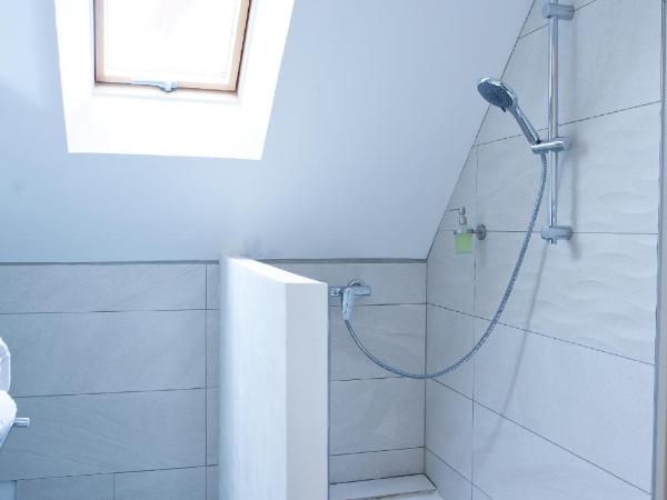 Appart'Hôtel Sainte Trinité : photo 5 de la chambre appartement supérieur