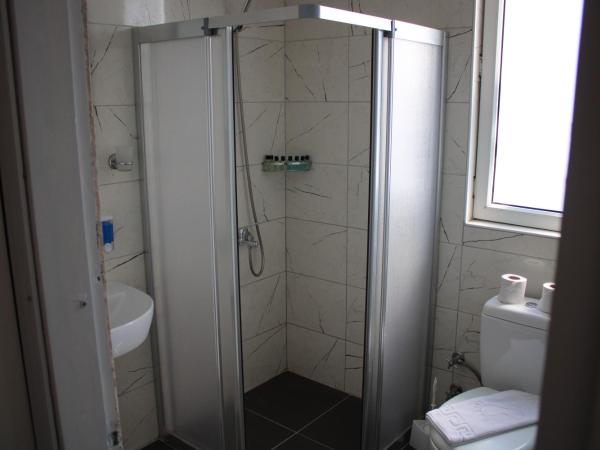 BIN BILLA HOTEL : photo 2 de la chambre chambre double standard