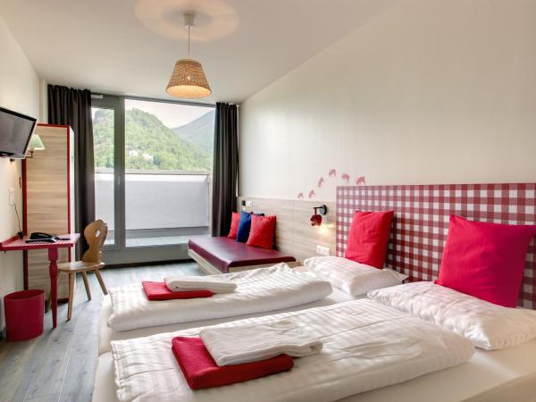 MEININGER Hotel Salzburg City Center : photo 3 de la chambre chambre lits jumeaux supérieure