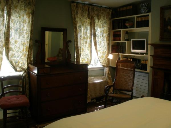 Incentra Village Hotel : photo 3 de la chambre studio dakota avec grand lit et kitchenette