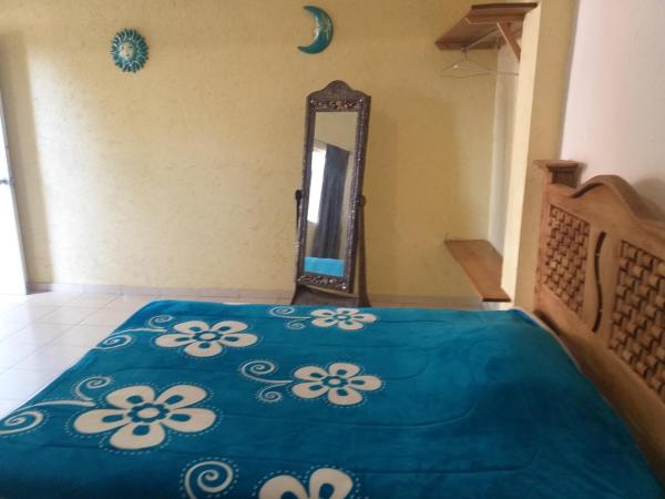 Hotel Villas Monteli Suites Cuernavaca : photo 5 de la chambre chambre double Économique