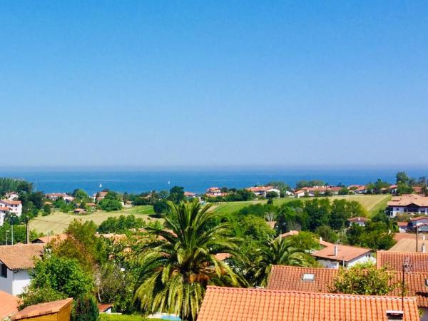 Casa Baia Hendaye : photo 5 de la chambre chambre double avec balcon - vue sur mer