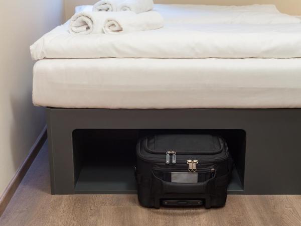 Minimino hotel : photo 6 de la chambre petite chambre lits jumeaux