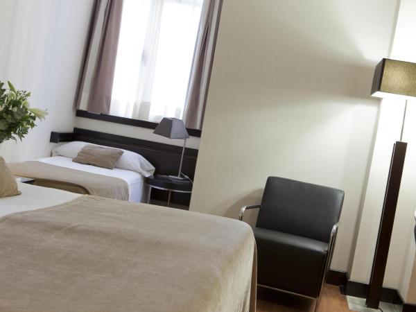 Hotel Saray : photo 5 de la chambre chambre quintuple (2 adultes + 3 enfants)