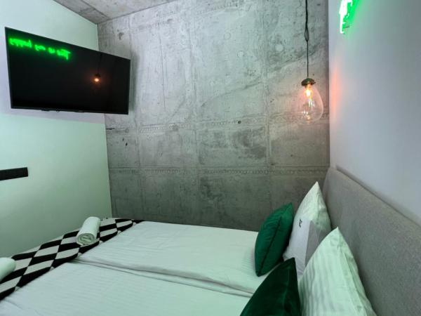 NEON APARTMENTS : photo 6 de la chambre appartement 1 chambre