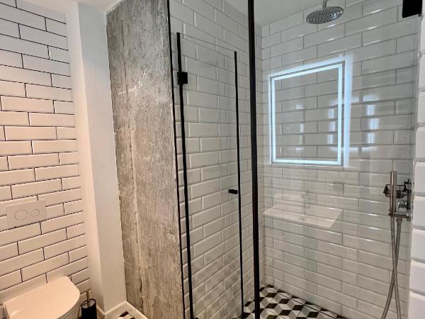 NEON APARTMENTS : photo 5 de la chambre appartement 1 chambre