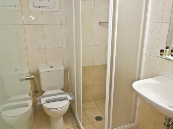 Nafsika Hotel : photo 3 de la chambre chambre lits jumeaux