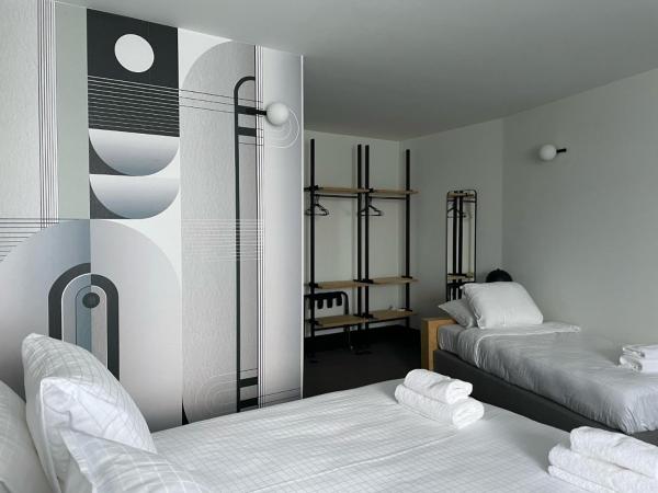 Hotel National Antwerp : photo 4 de la chambre chambre familiale confort