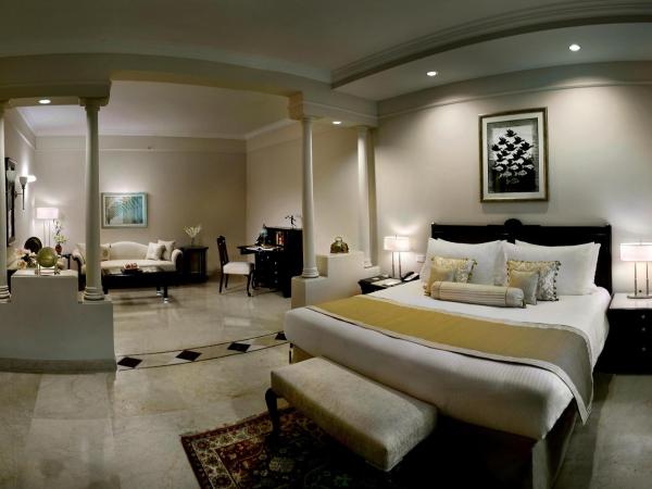 The Claridges New Delhi : photo 7 de la chambre chambre petit salon - héritage