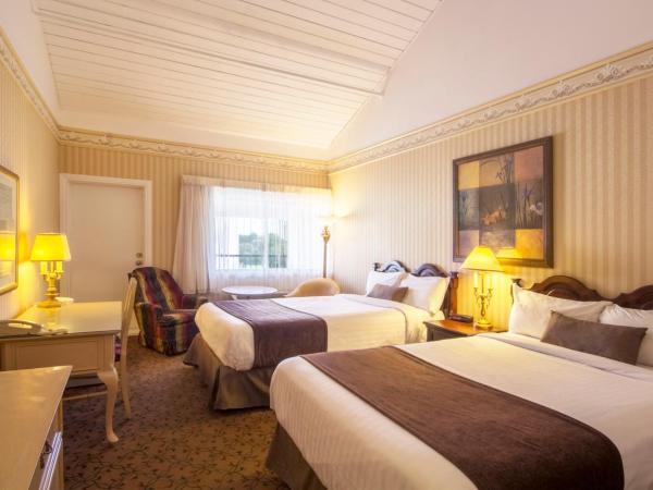 Auberge Québec : photo 3 de la chambre chambre double standard avec 2 lits doubles