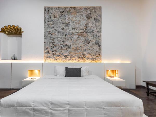 El Mesón de Santa Rosa : photo 5 de la chambre suite lit king-size