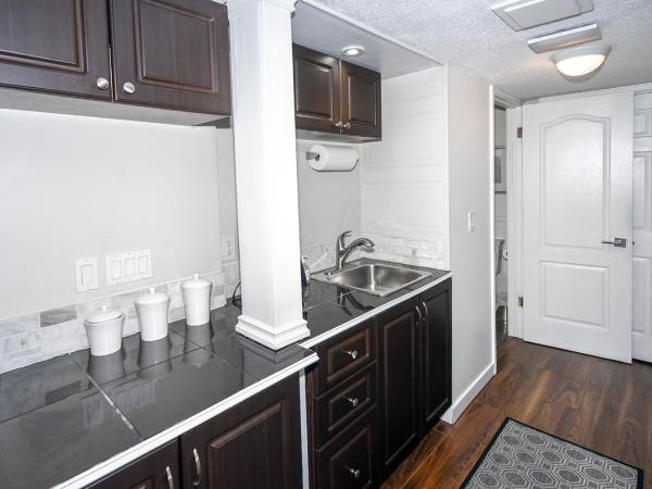 A Touch of English B&B : photo 7 de la chambre suite lit queen-size