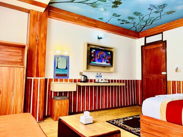 Thamel Seasons Hotel : photo 10 de la chambre chambre double deluxe avec baignoire