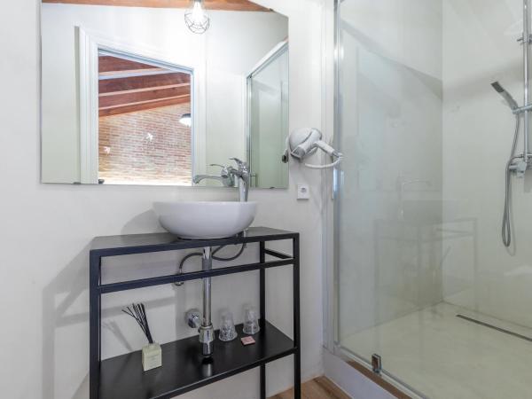 Casa del Patriarca : photo 8 de la chambre chambre double mansardée - 4ème Étage sans ascenseur