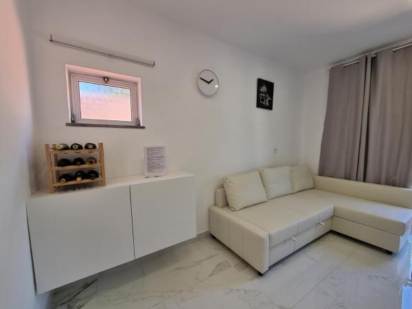 AAA Ana Albufeira Apartments : photo 10 de la chambre appartement avec balcon